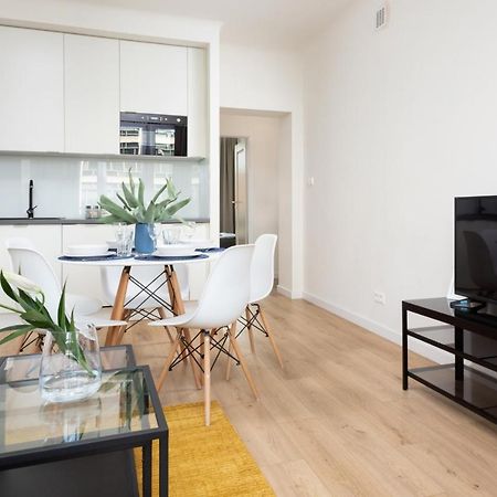 Family City Center Apartment By Renters Prestige Warsawa Bagian luar foto